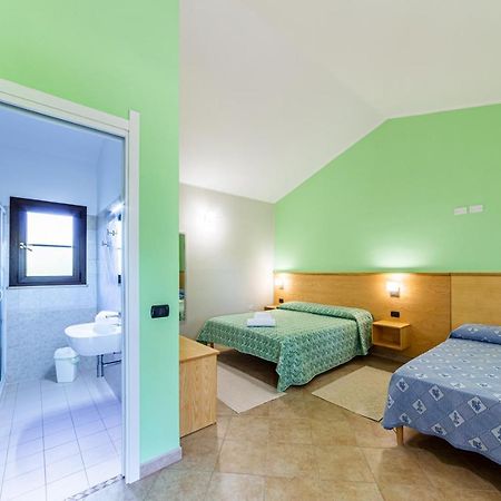 Agriturismo Is Cortillaris Càbras Exteriér fotografie