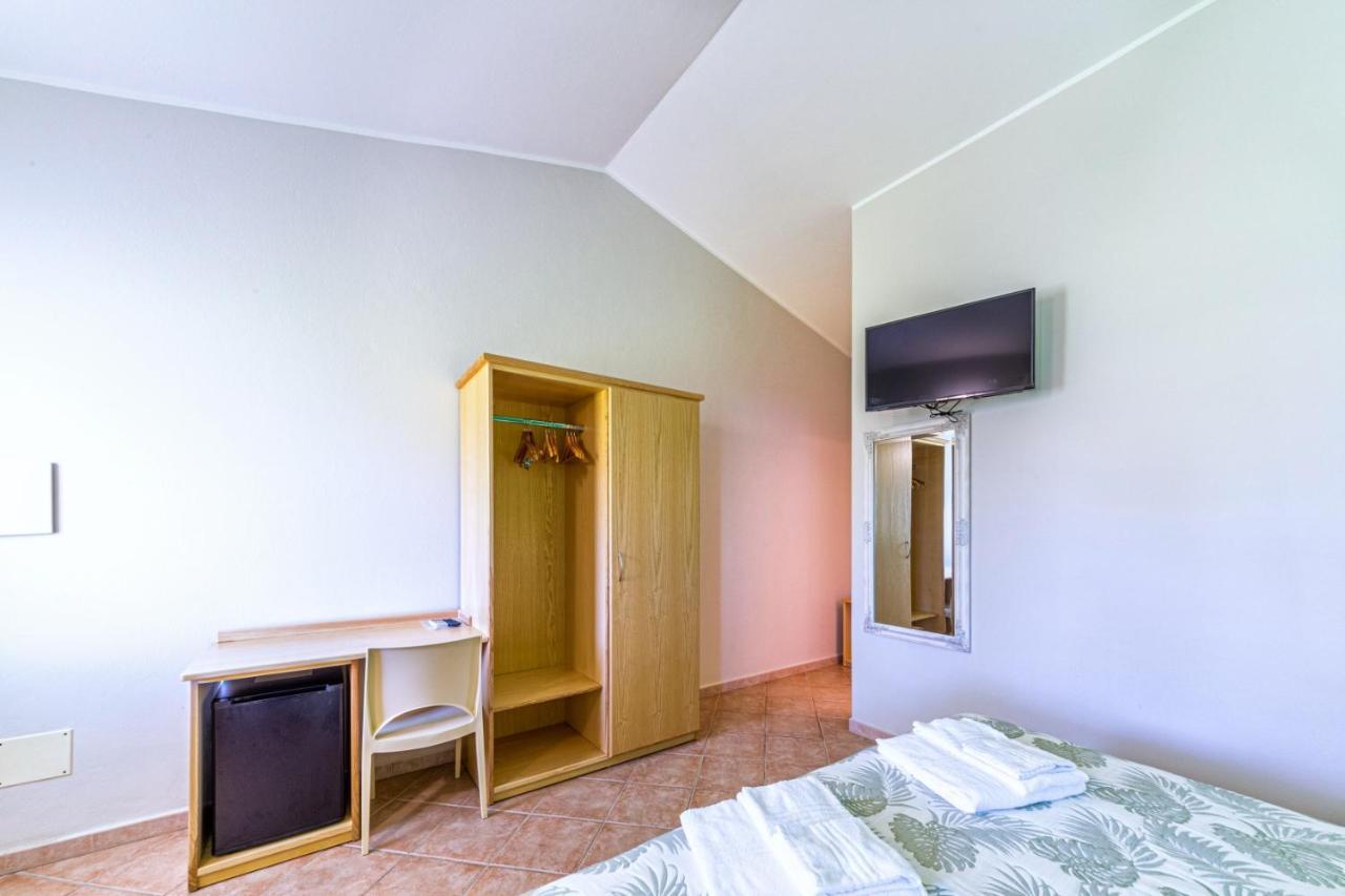 Agriturismo Is Cortillaris Càbras Exteriér fotografie