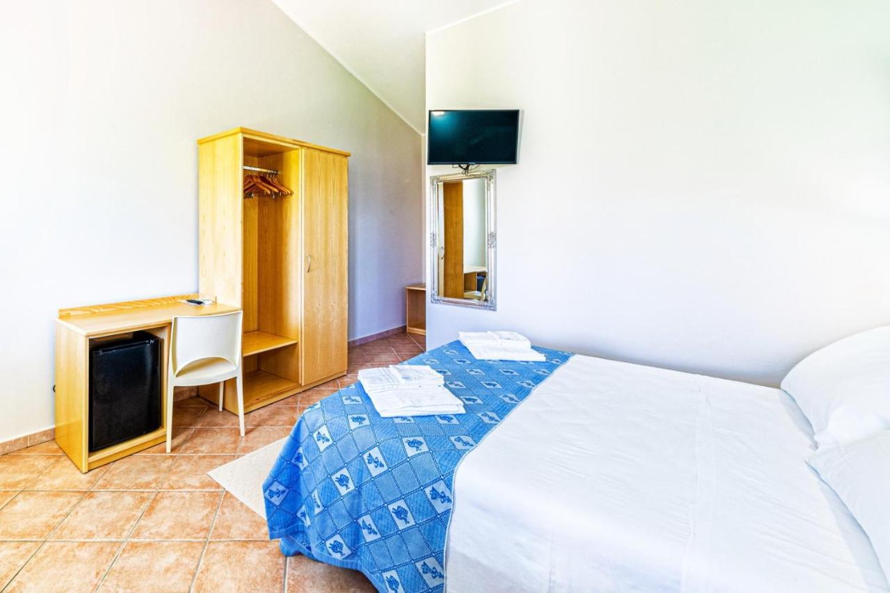 Agriturismo Is Cortillaris Càbras Exteriér fotografie