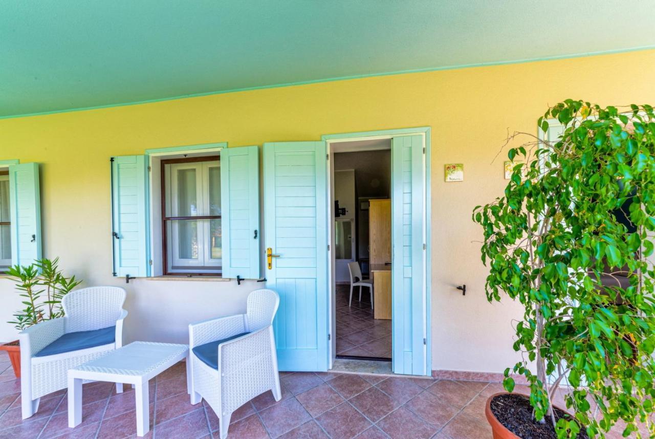 Agriturismo Is Cortillaris Càbras Exteriér fotografie